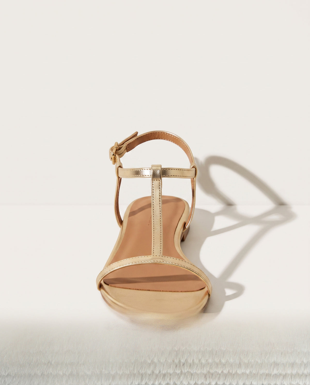 Ghislaine | Strappy Flat Sandals Low Heel Silver Mid Occasion — voorkant