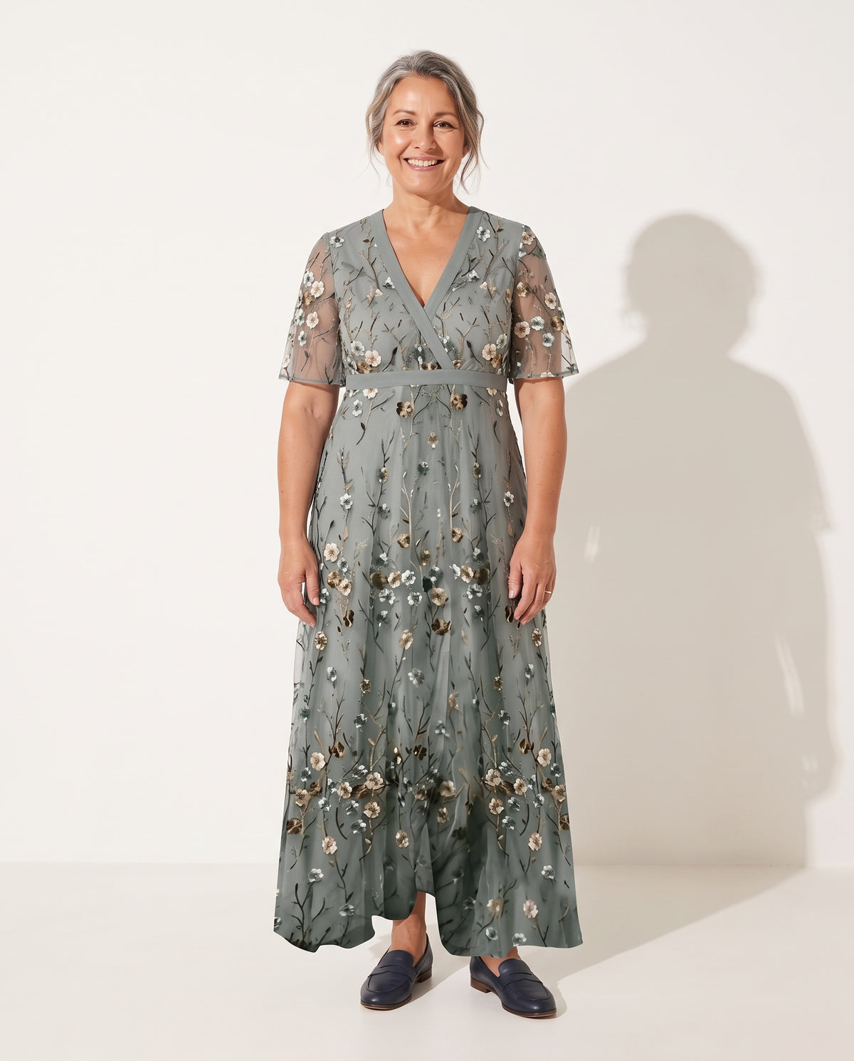 Celeste | Flowy Purple Pink Floral Maxi Midi Dress — voorkant